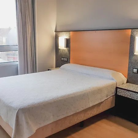 Faranda Pathos Gijon, Ascend Collection 3* גיחון