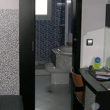 Faranda Pathos Gijon, Ascend Collection Szálloda 3*