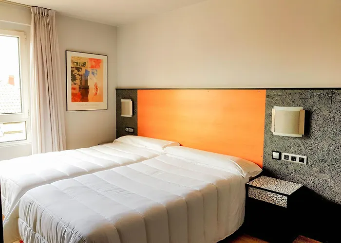 Faranda Pathos Gijon, Ascend Collection