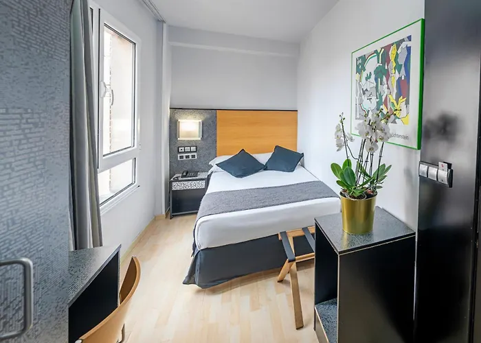 Faranda Pathos Gijon, Ascend Collection Hotel 3*