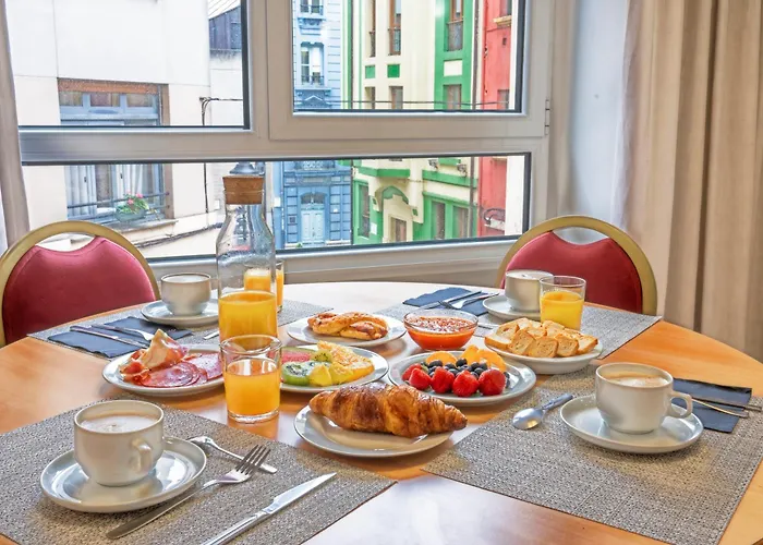 Faranda Pathos Gijon, Ascend Collection 3*