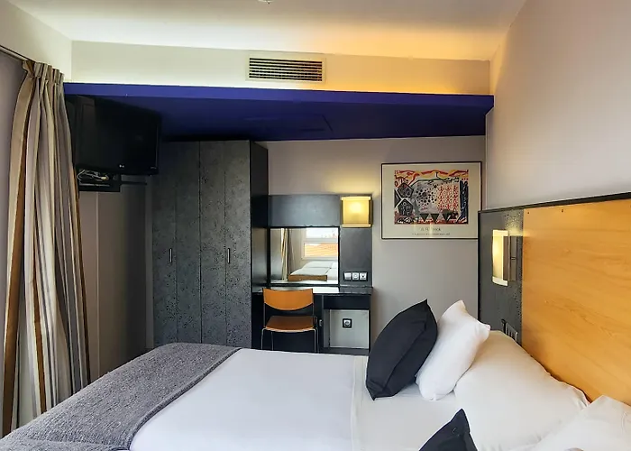 Faranda Pathos Gijon, Ascend Collection Gijon