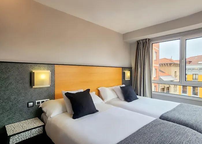 Faranda Pathos Gijon, Ascend Collection Hotel 3*