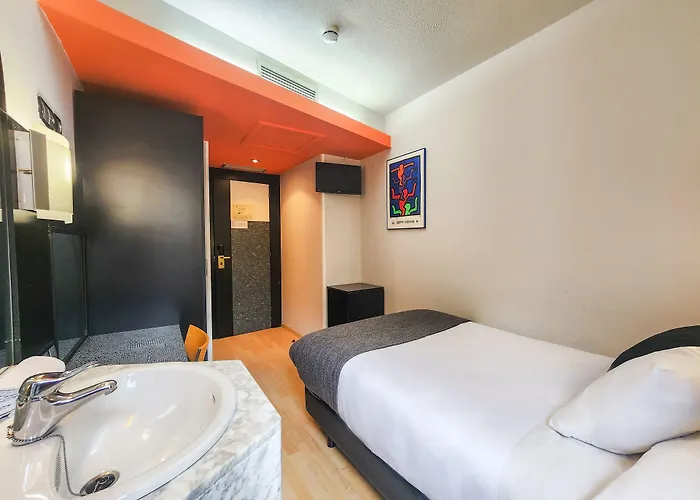 Faranda Pathos Gijon, Ascend Collection