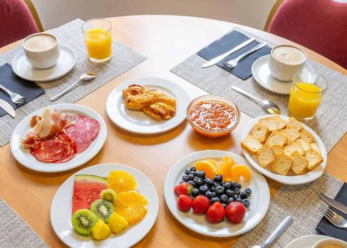 Faranda Pathos Gijon, Ascend Collection Gijon