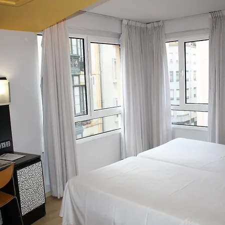 Faranda Pathos Gijon, Ascend Collection 3* Gijón