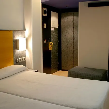 Faranda Pathos Gijon, Ascend Collection 3* Gijon