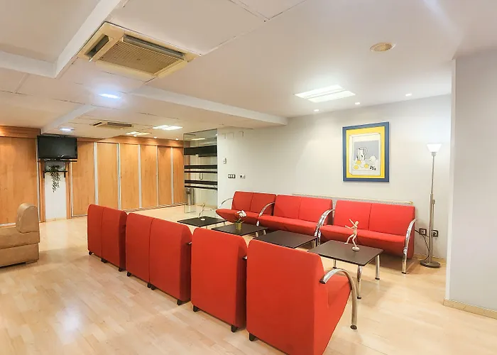 Faranda Pathos Gijon, Ascend Collection Otel 3*